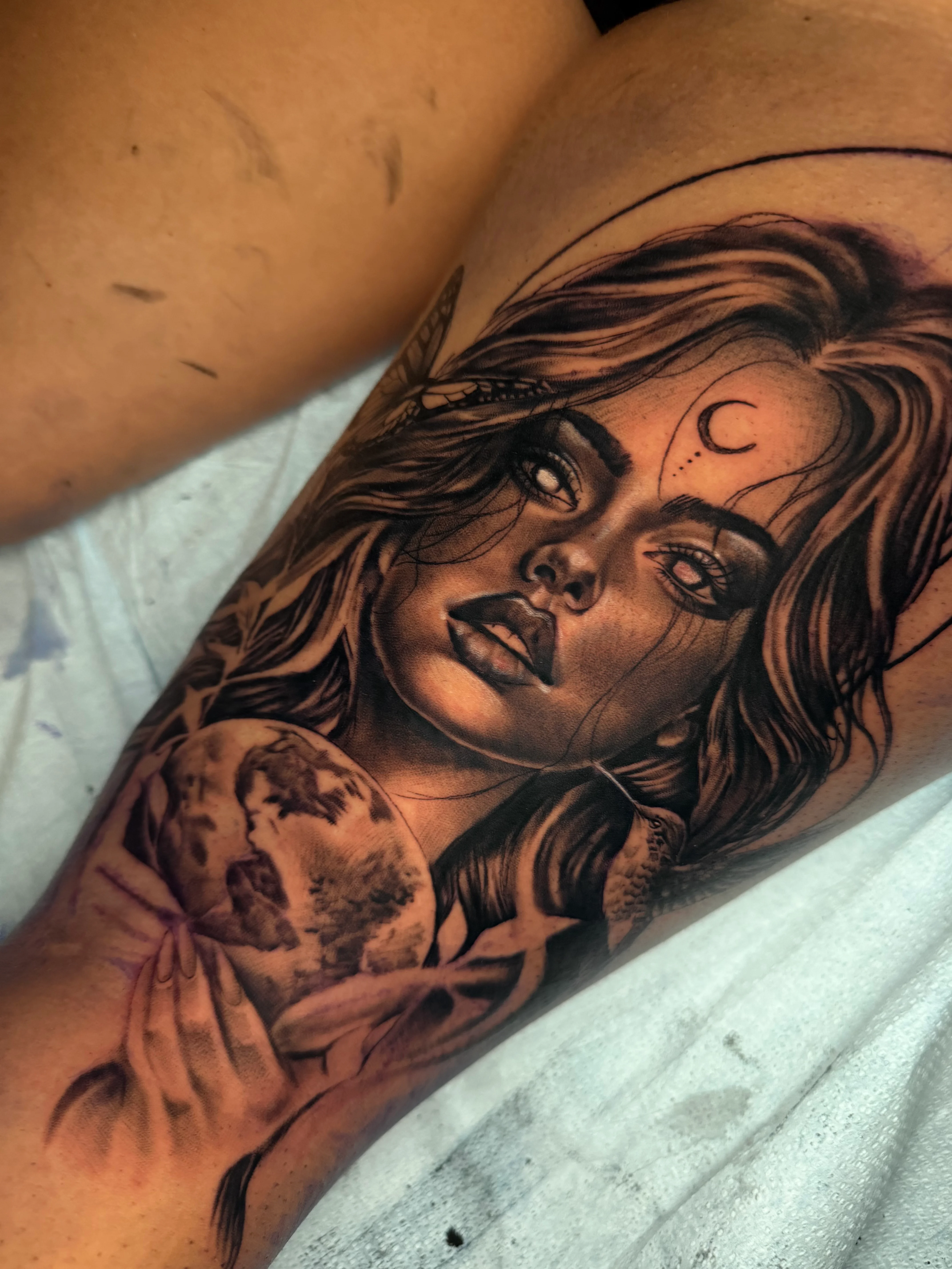 Tattoo artwork by Tina Bartolomeo, portfolio image 10