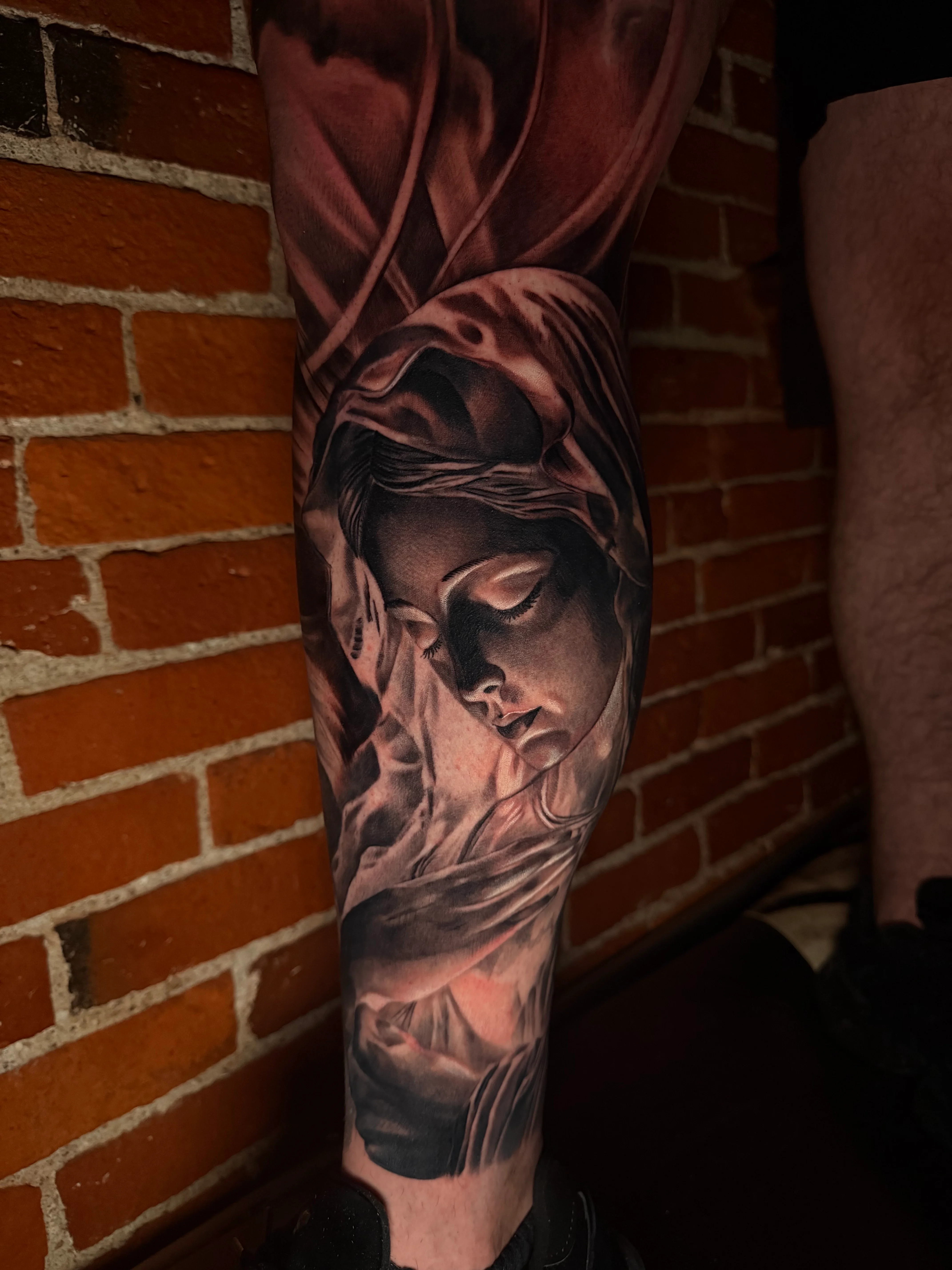 Tattoo artwork by Tina Bartolomeo, portfolio image 4